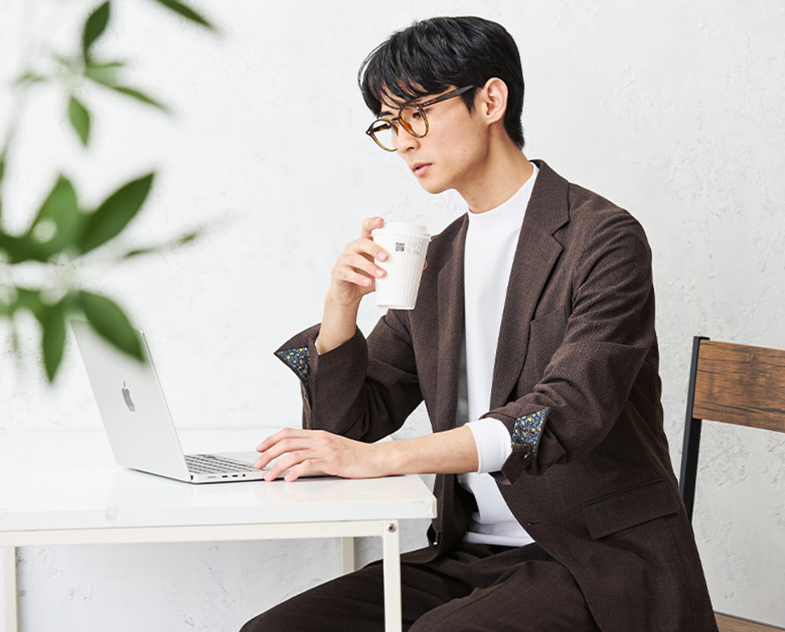 No tie × Suit