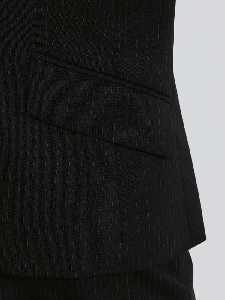  グレー スーツ ブラック スーツ グレー ジャケット