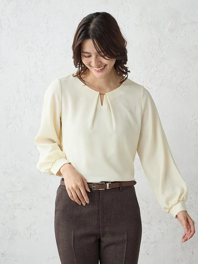 スムース楊柳バー付ブラウスオフホワイト/ブラック/ベージュ/ブラウン〈2BUY10％OFF〉