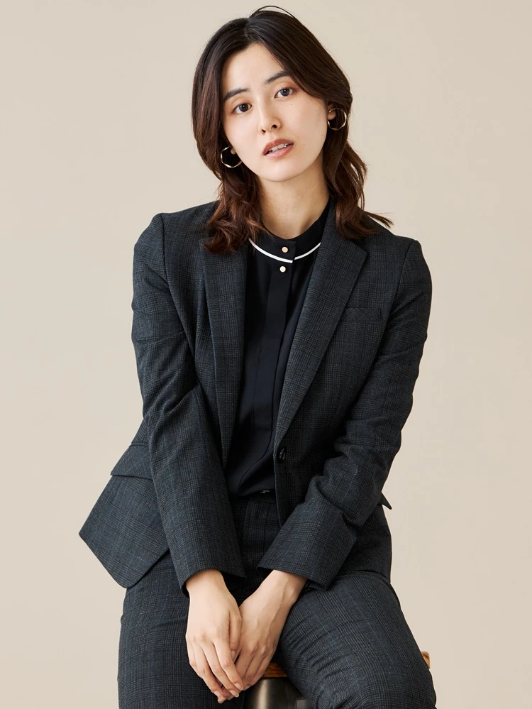 新品未使用Perfect Suit Factory レディースパンツスーツ ブラック ラク美スーツ テーパードパンツ ブラック/ネイビー