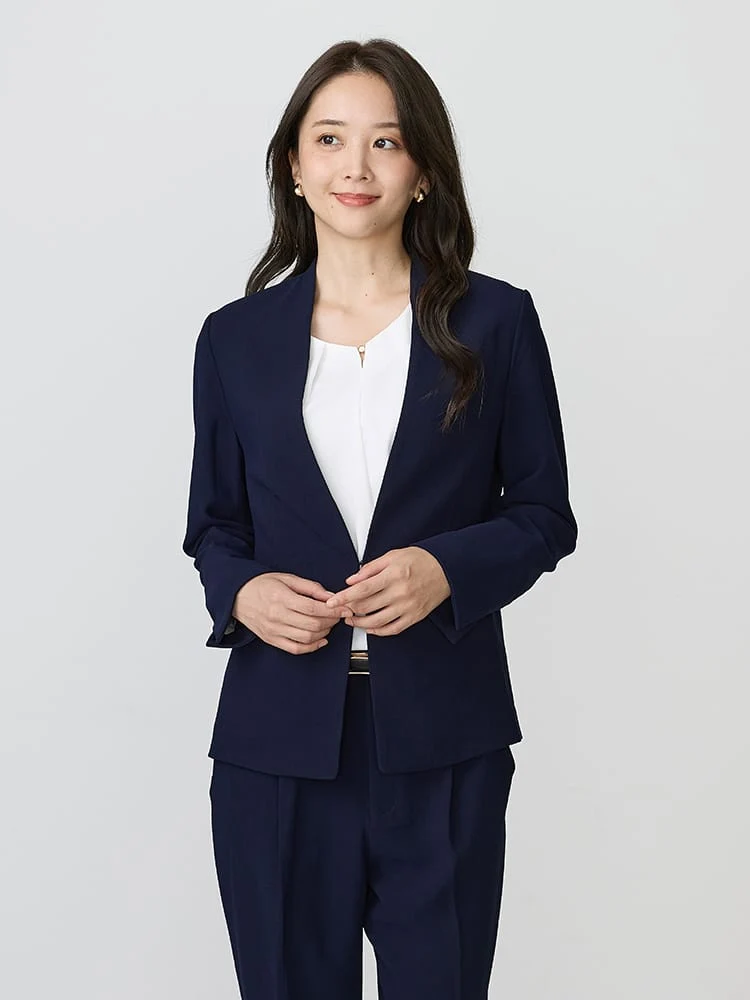 バックサテンジョーゼットスーツノーカラージャケットベージュ/ネイビー/ブラック