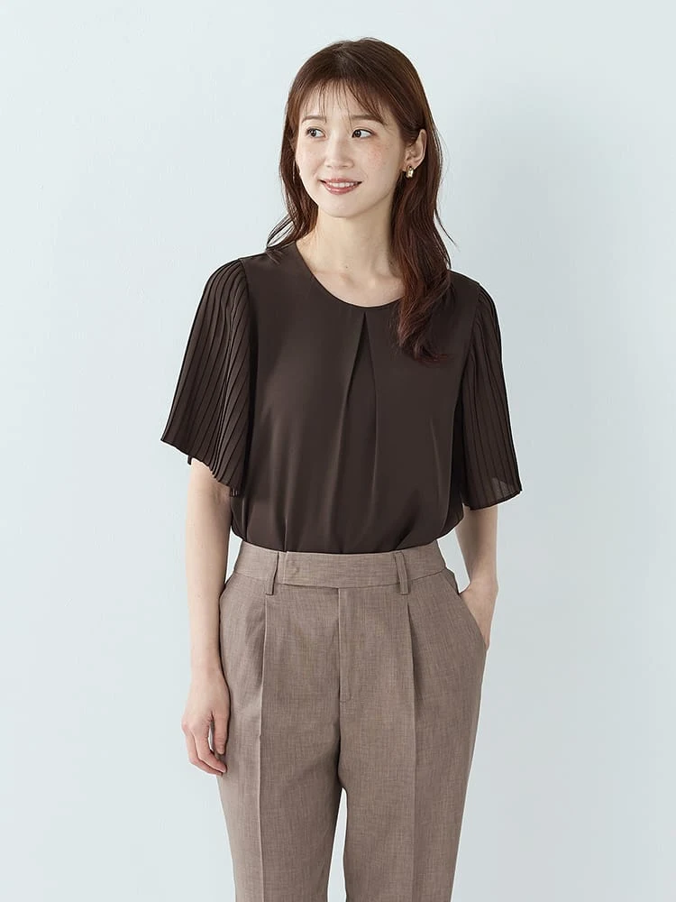 ＜ひんやり冷感/UVカット＞プリーツクルータックブラウス〈2BUY10％OFF〉