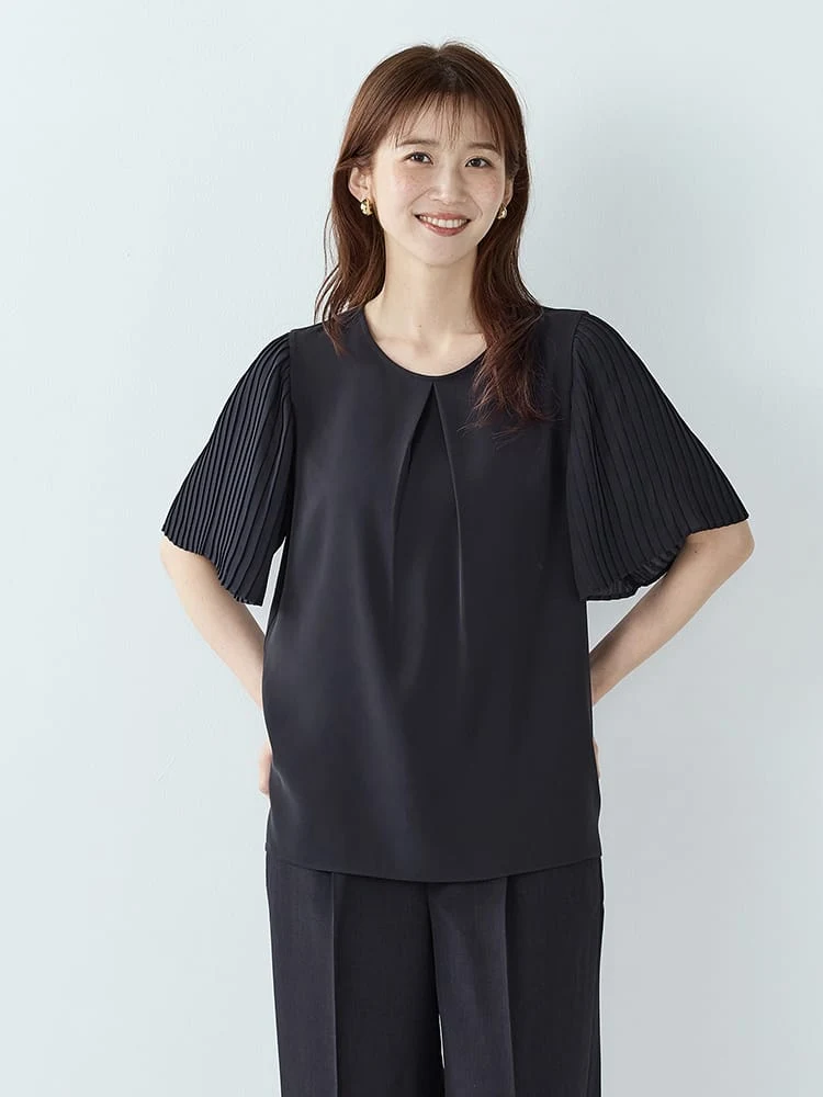 ＜ひんやり冷感/UVカット＞プリーツクルータックブラウス〈2BUY10％OFF〉